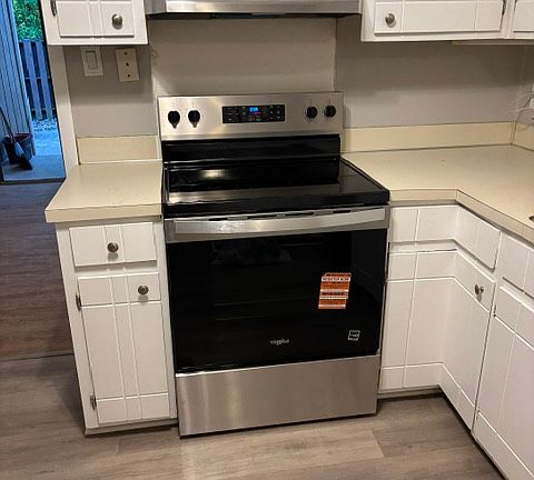 5th image of 7903 Charter Oak Ln
