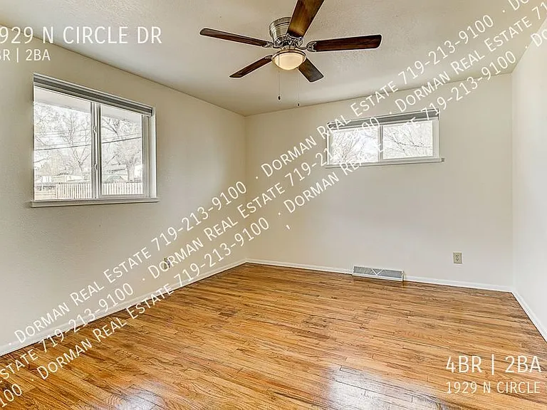 1929 N Circle Dr — Photo 27