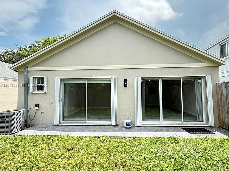 10113 SW 223rd Ter — Photo 16