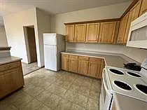 1196 Pebblecreek Dr #B — Photo 3