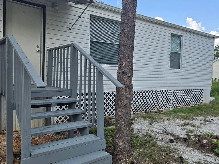 1006 W Maxanna Blvd — Photo 16