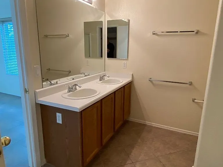 11425 W Pinehollow Dr — Photo 12