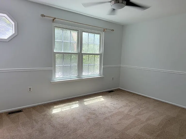 1408 Locust Ct — Photo 20