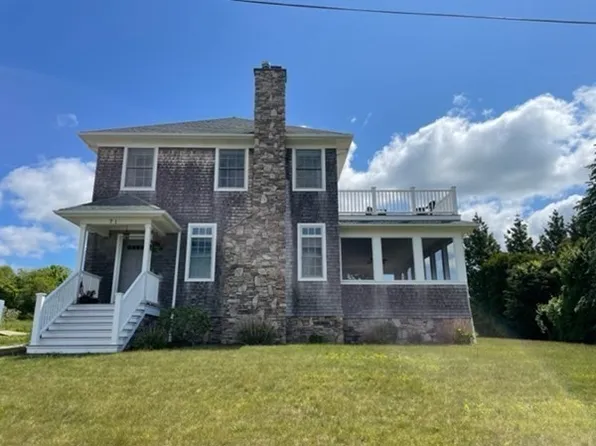 71-71 Sylvia Ln #A, Westport, MA 02790