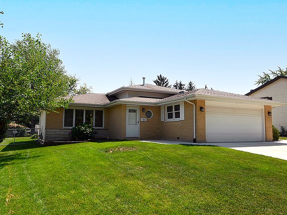 2nd image of 16713 Oketo Ave
