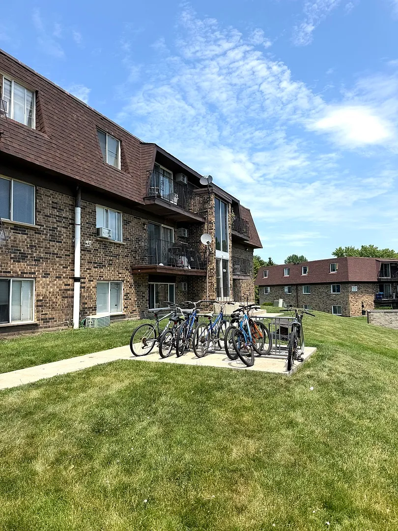 1 bed, 642 sqft, $1,450 — Photo 3