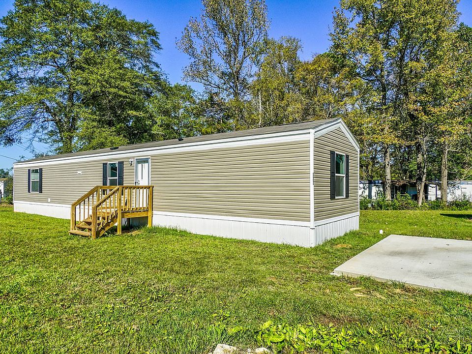 1st image of 2890 Hacienda Dr #28