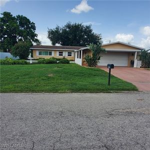 1101 E Jasmine Rd, Lehigh Acres, FL, 33936