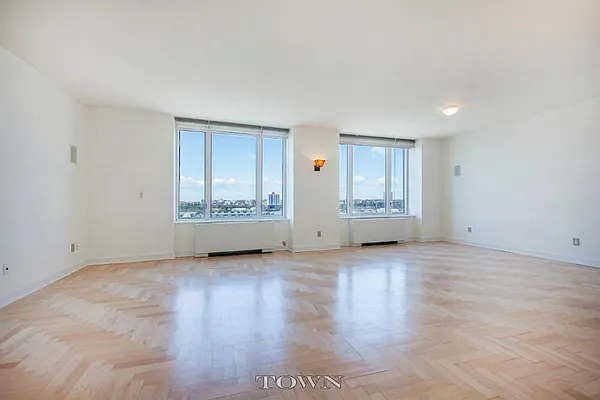 Rented by Town Residential | media 1