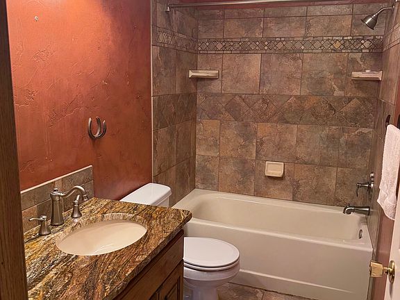 2nd image of 221 Cottonwood Ln