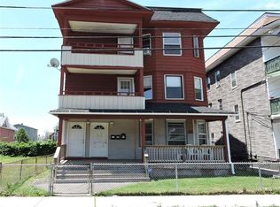 73 6th St, Bridgeport, CT 06607