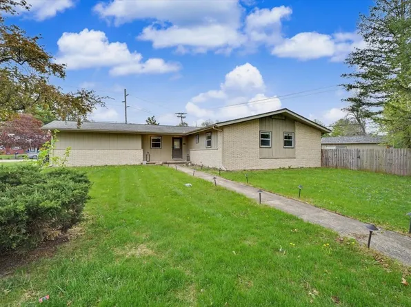 10 O'Connor Ct, Champaign, IL 61821