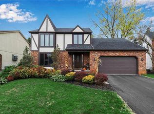 216 Robin Rd, Amherst, NY 14228