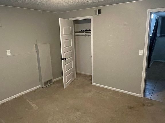 4th image of 503 N Lake Ave APT B