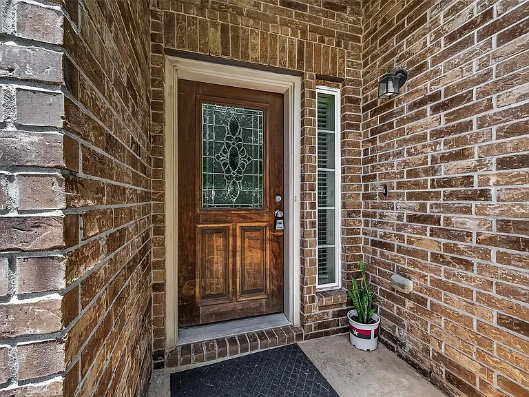 24906 Clover Ranch Dr — Photo 6