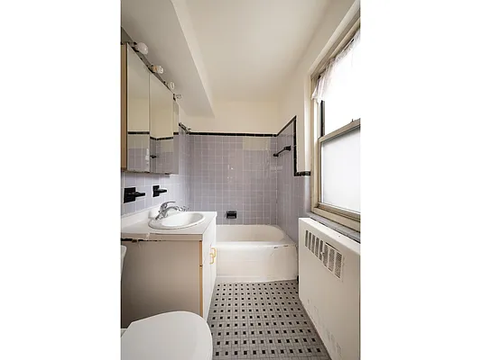 Sold by Compass | media 17