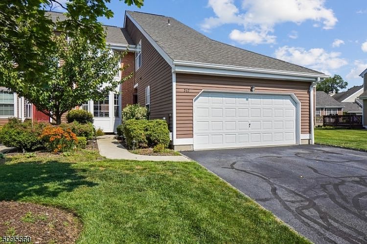 1st image of 262 De Rose Ct