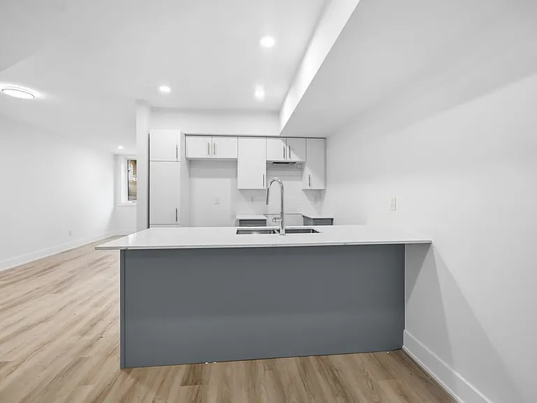 157 Glynn Ave #C — Photo 4