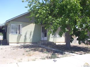 208 Pierce St, Taft, CA 93268