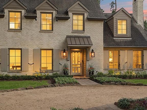 2nd image of 23 Hickory Ridge Dr