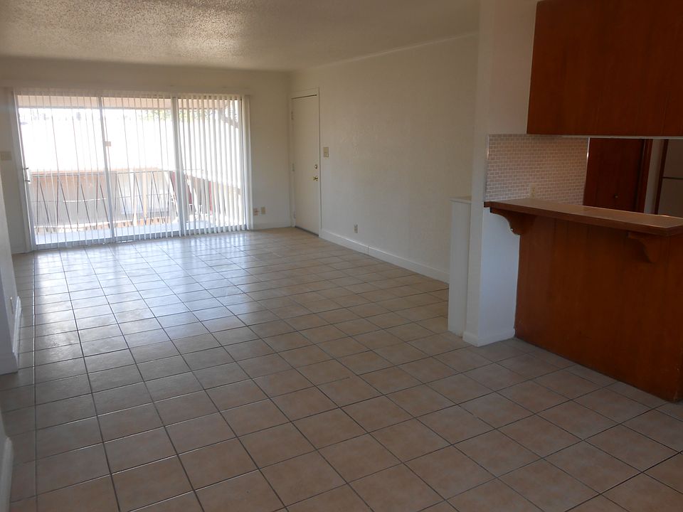 Access to Balcony from Livingroom