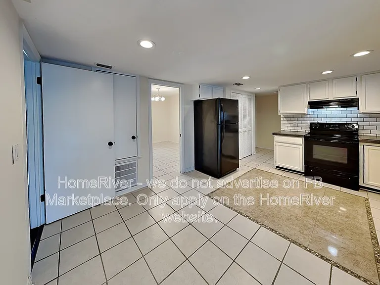 8163 Village Green Rd — Photo 6