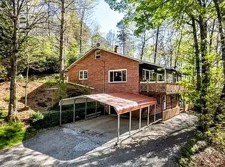 934 Betts Branch Rd, Bryson City, NC 28713