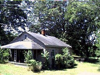 2nd image of 340 Calhoun Dr