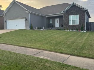 5430 Chateau Dr, Conway, AR 72034