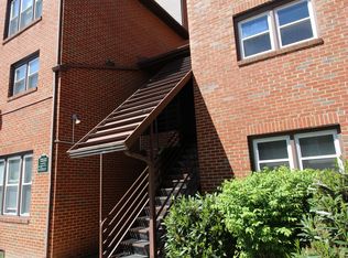 1135 N Utah St #1135, Arlington, VA 22201