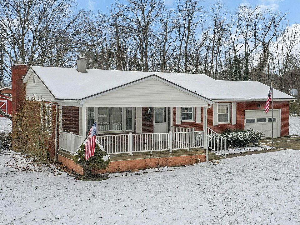 1st image of 3020 Meadowbrook Dr NE