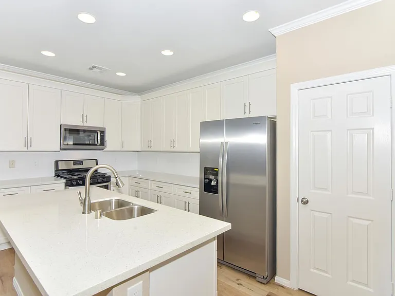 9535 Scottville Ct — Photo 9
