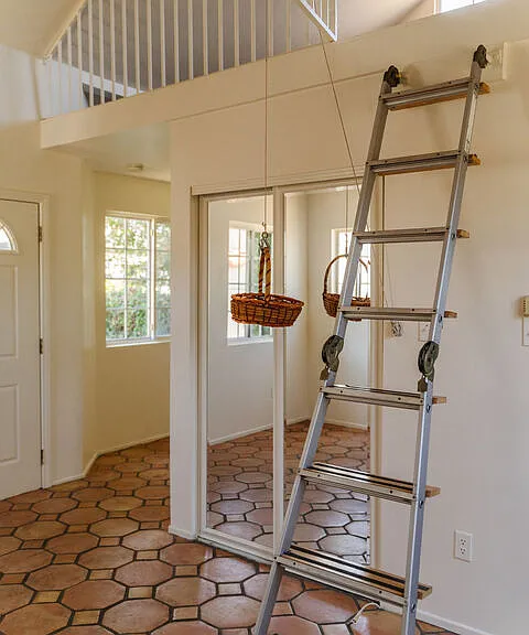 2735 Clyde Ave — Photo 53