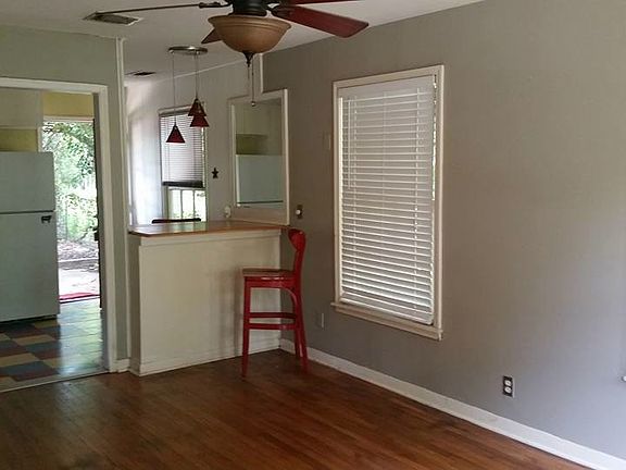 4th image of 4610 Mount Vernon Dr
