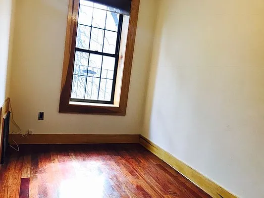 Rented by null | media 25