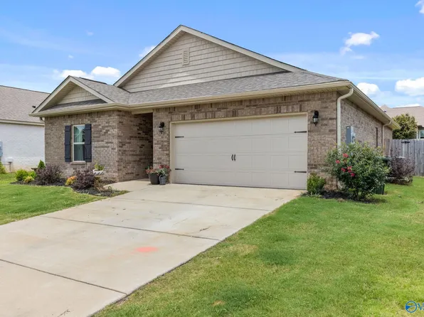 14317 Leadenhall Ln, Athens, AL 35613