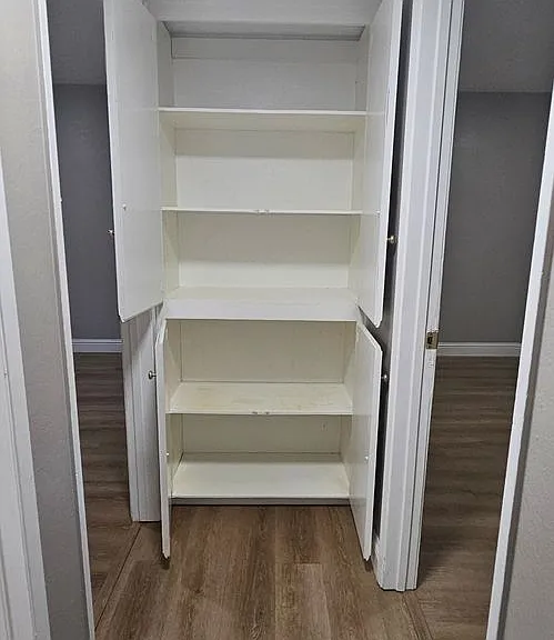 5901 S Land Park Dr — Photo 13