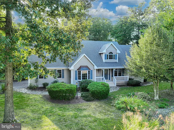 201 Greenway Dr, Dagsboro, DE 19939