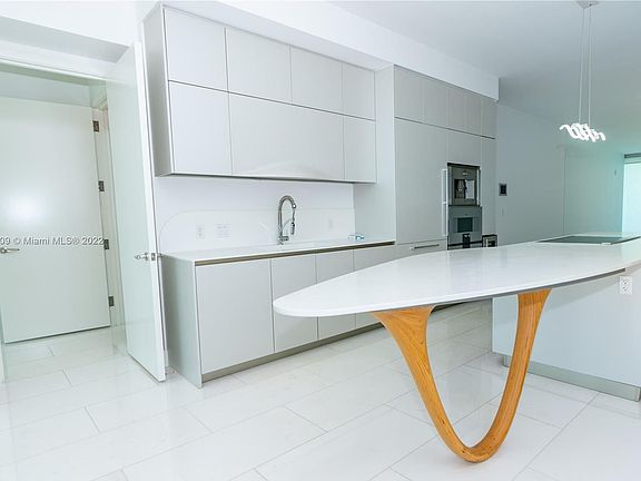 4th image of 16901 Collins Ave Unit 2003