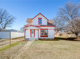 110 S 4th St, Verden, OK 73092