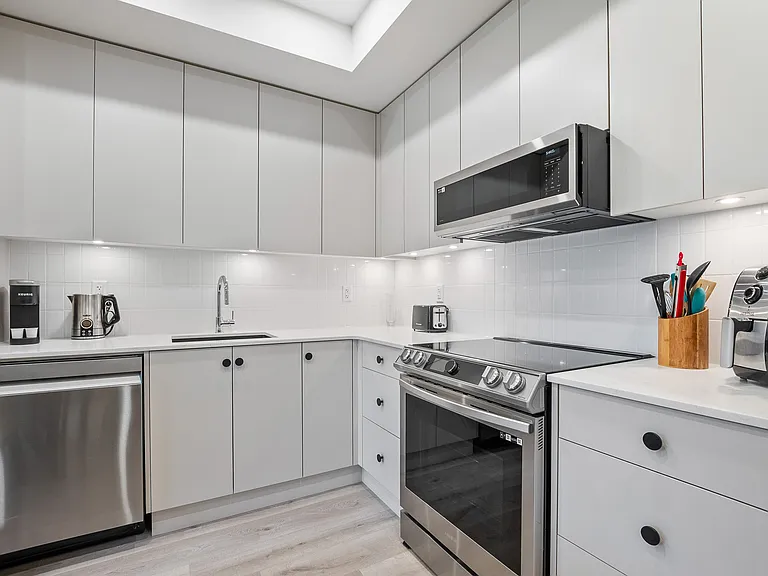 45505 Campus Dr #107 — Photo 19