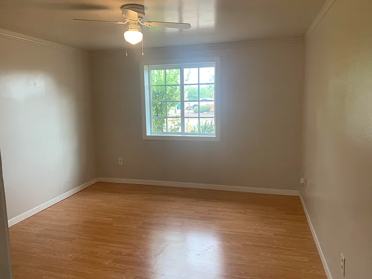 3320 E Ludlow Dr — Photo 17