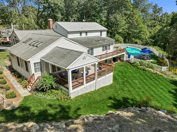 42 Pipers Hill Road, Wilton, CT 06897