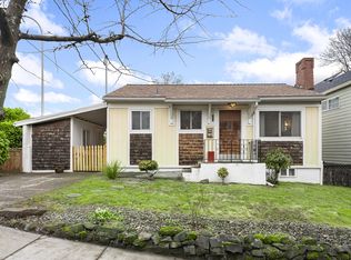 109 S Lowell St, Portland, OR 97239