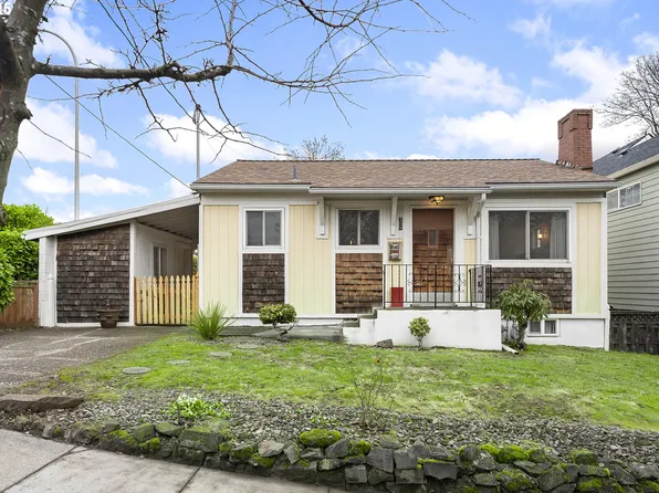 109 S Lowell St, Portland, OR 97239
