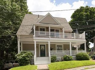 12 Barnes Rd #2, Newton, MA 02458