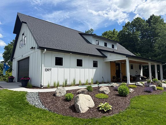 2nd image of 1397 Burroughs Rd