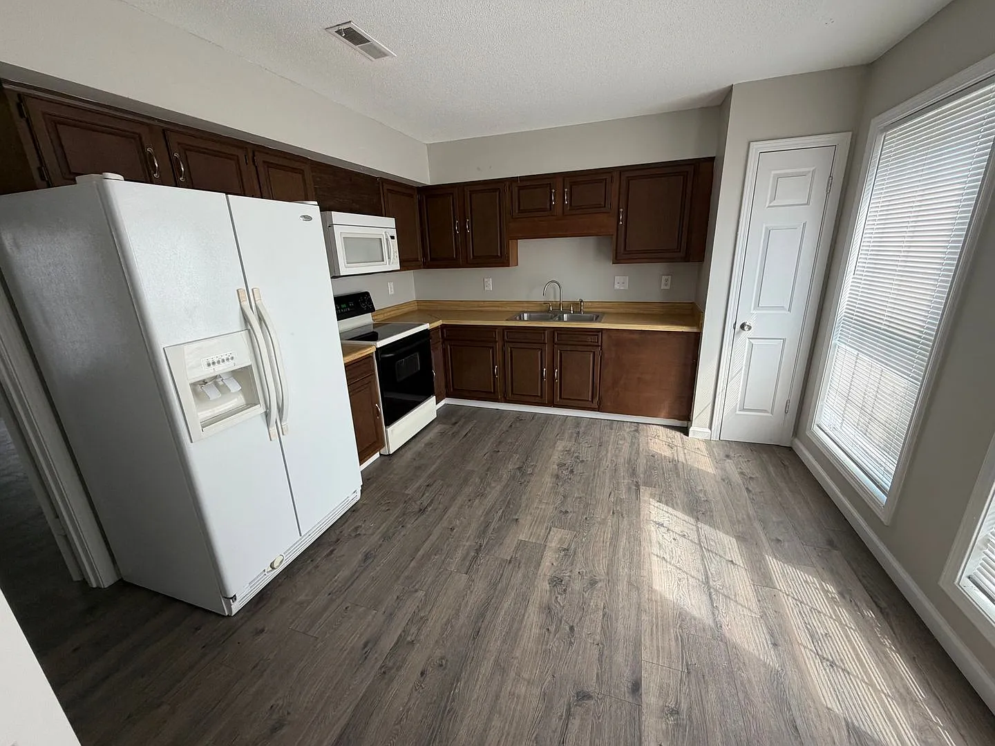 611 Walker Rd, Jackson — Photo 1