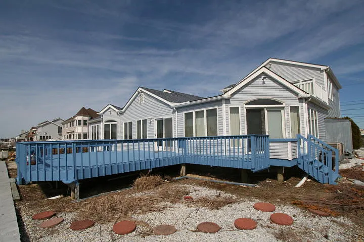 1101 Capstan Dr photo 1