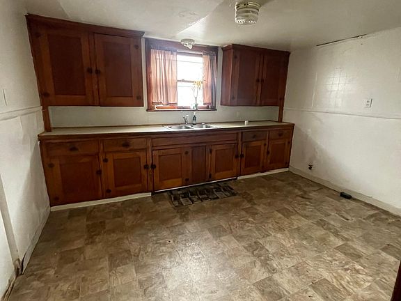 2nd image of 99 Gerald Ave #2